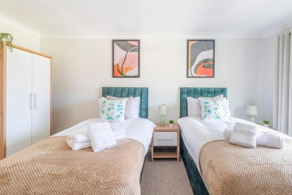 Panoramic Sea View Apartment Sleeps 4-Free Parking Bournemouth Esterno foto